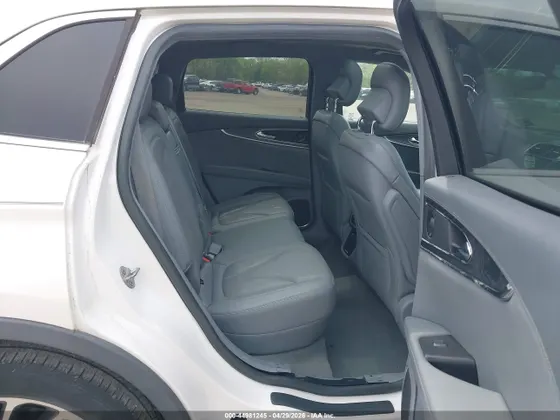 2019 Lincoln Nautilus Reserve