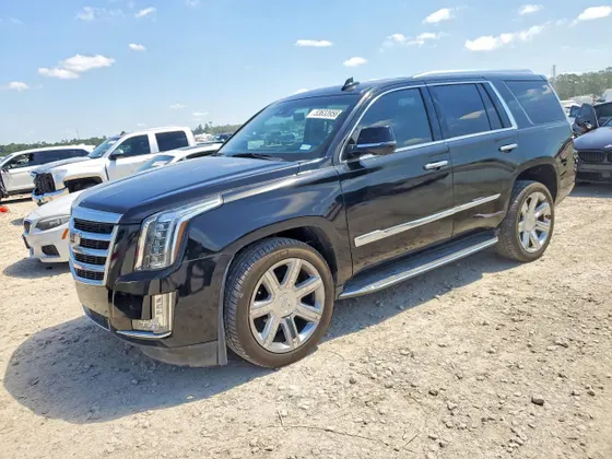 2017 Cadillac Escalade Luxury