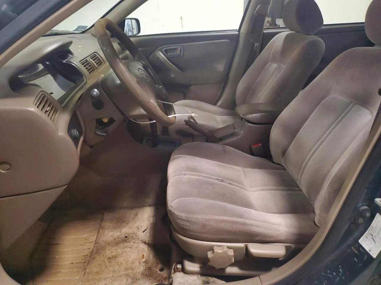 1997 Toyota Camry LE