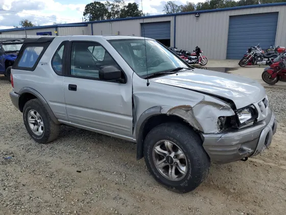 2002 Isuzu Rodeo Sport SPORT