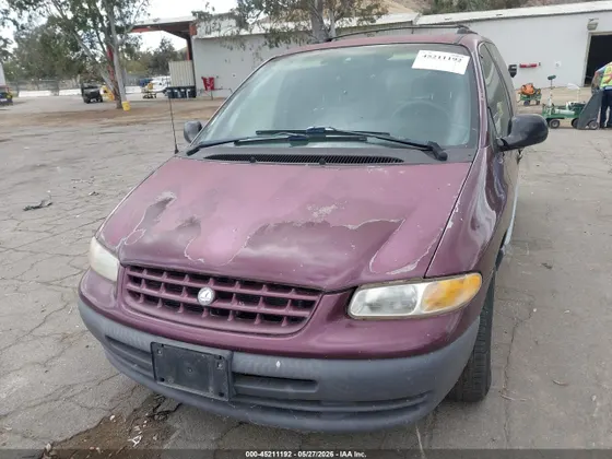 1999 Plymouth GRAND VOYAGER SE
