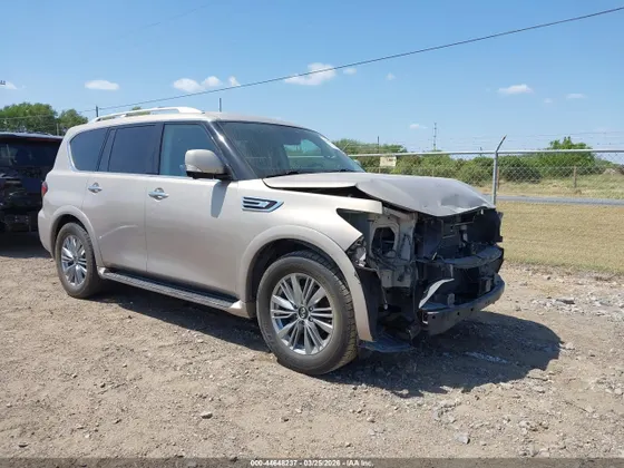 2021 INFINITI QX80 LUXE