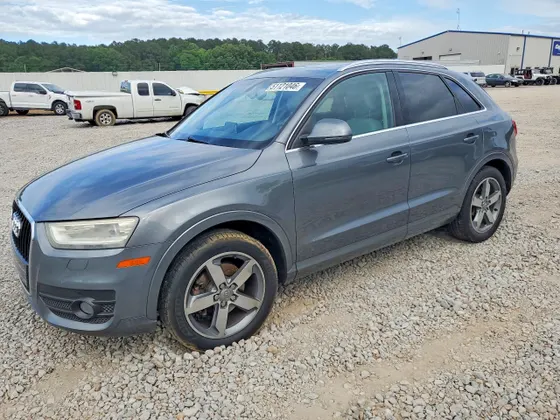 2015 Audi Q3 2.0T Premium Plus