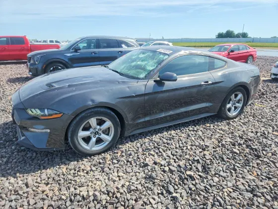 2018 Ford Mustang EcoBoost
