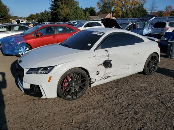 2018 Audi TT RS