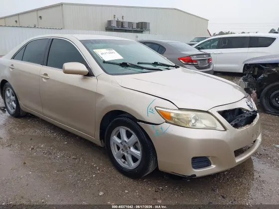 2010 Toyota Camry XLE