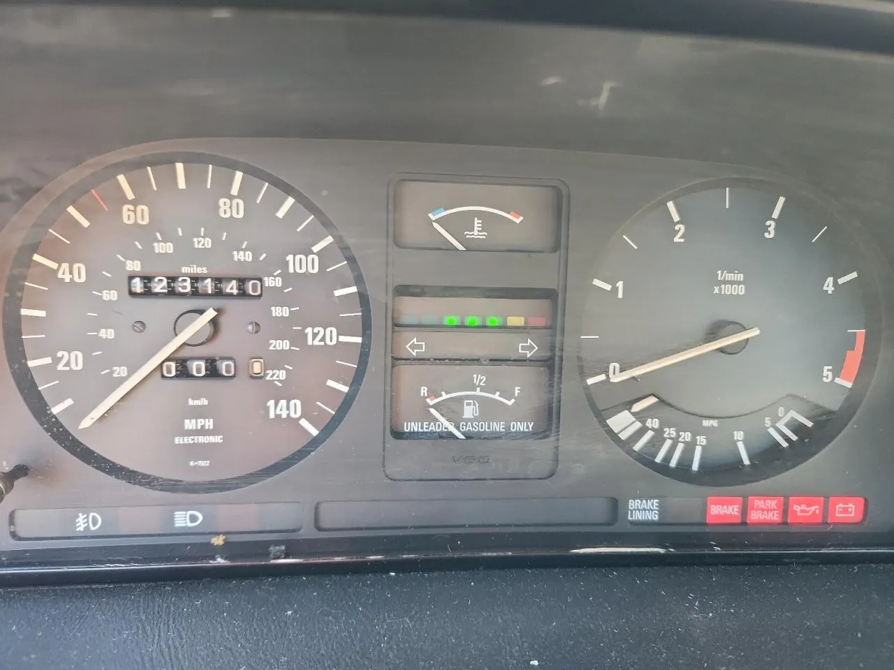 1987 BMW 528 - 533 - 633 - 733 528E