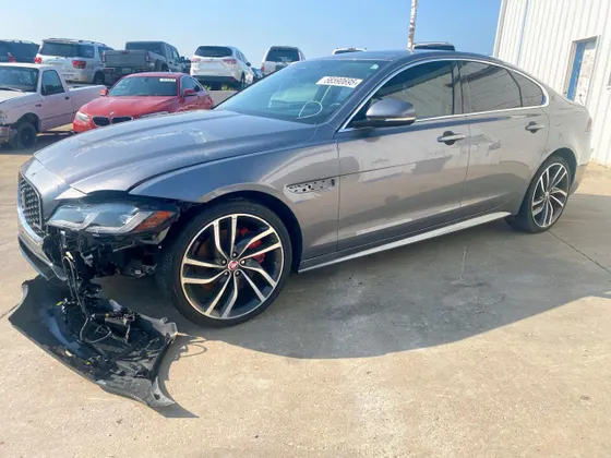 2022 Jaguar XF R-Dynamic SE
