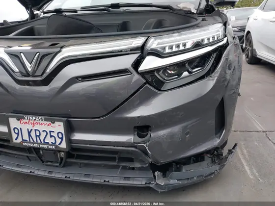 2023 VinFast VF 8 Plus