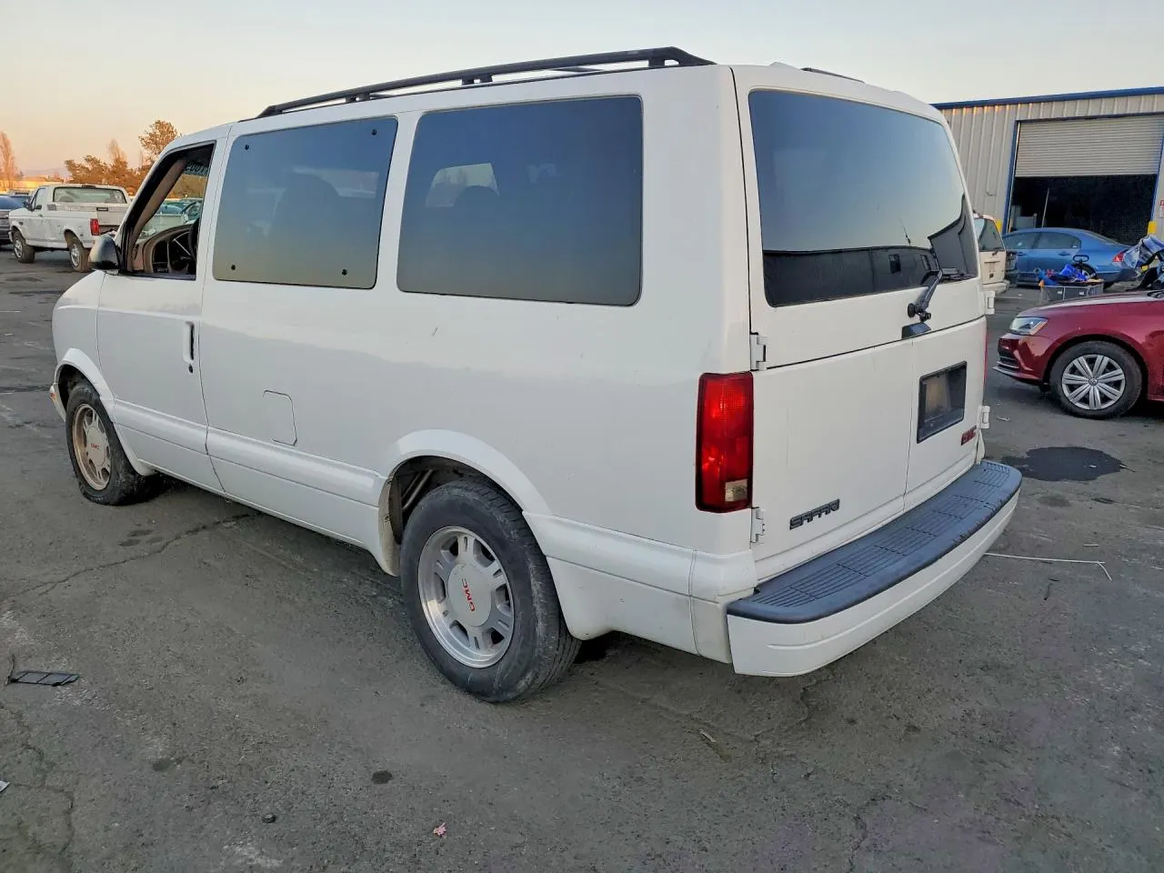 2003 GMC Safari Passenger SAFARI