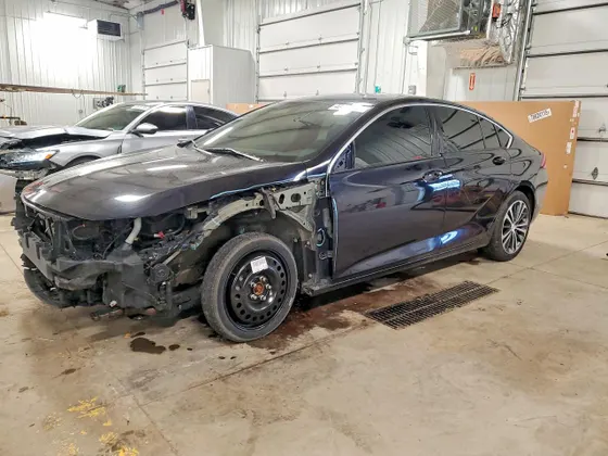 2018 Buick Regal Sportback Essence