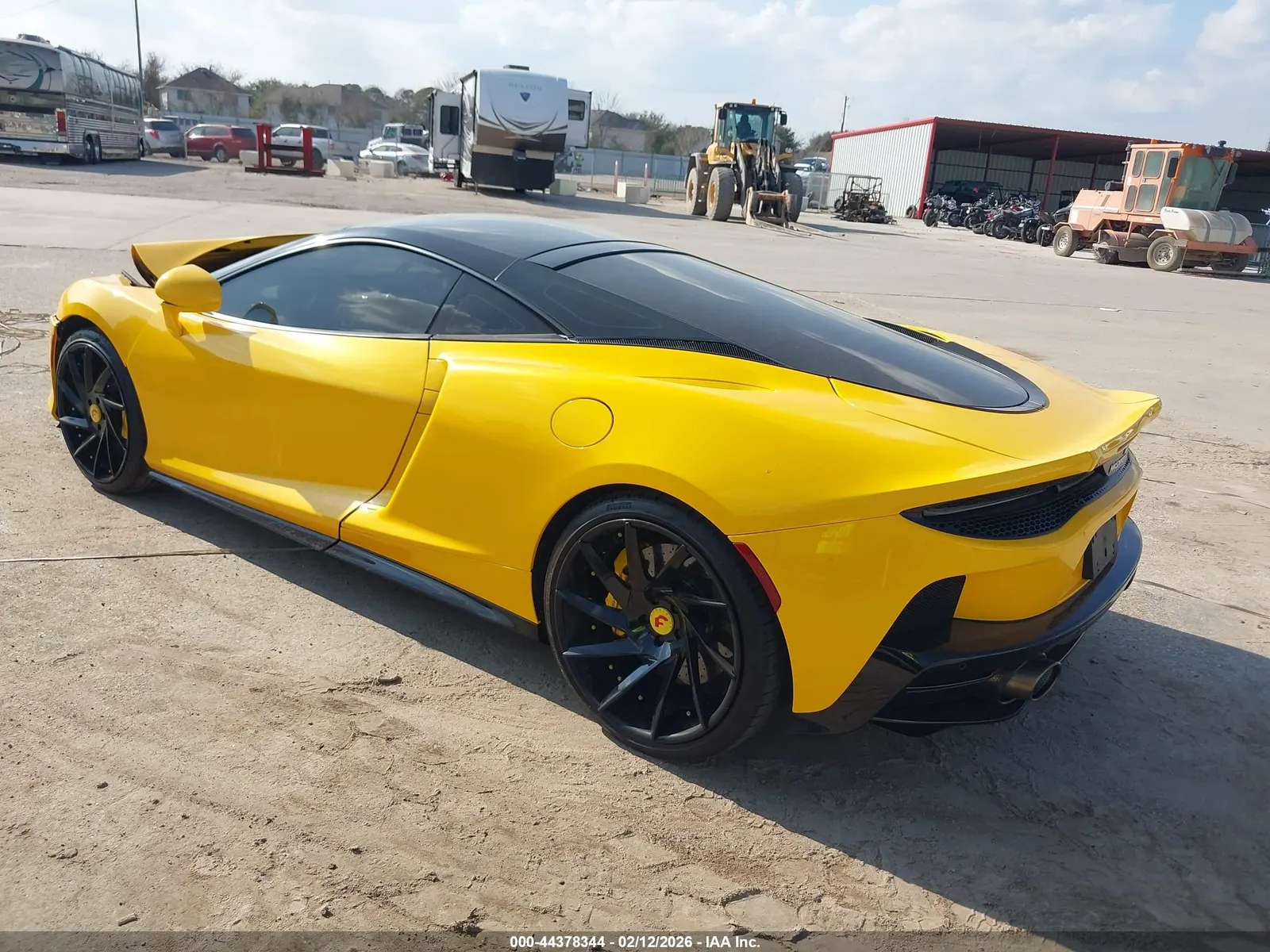 2022 McLaren GT COUPE