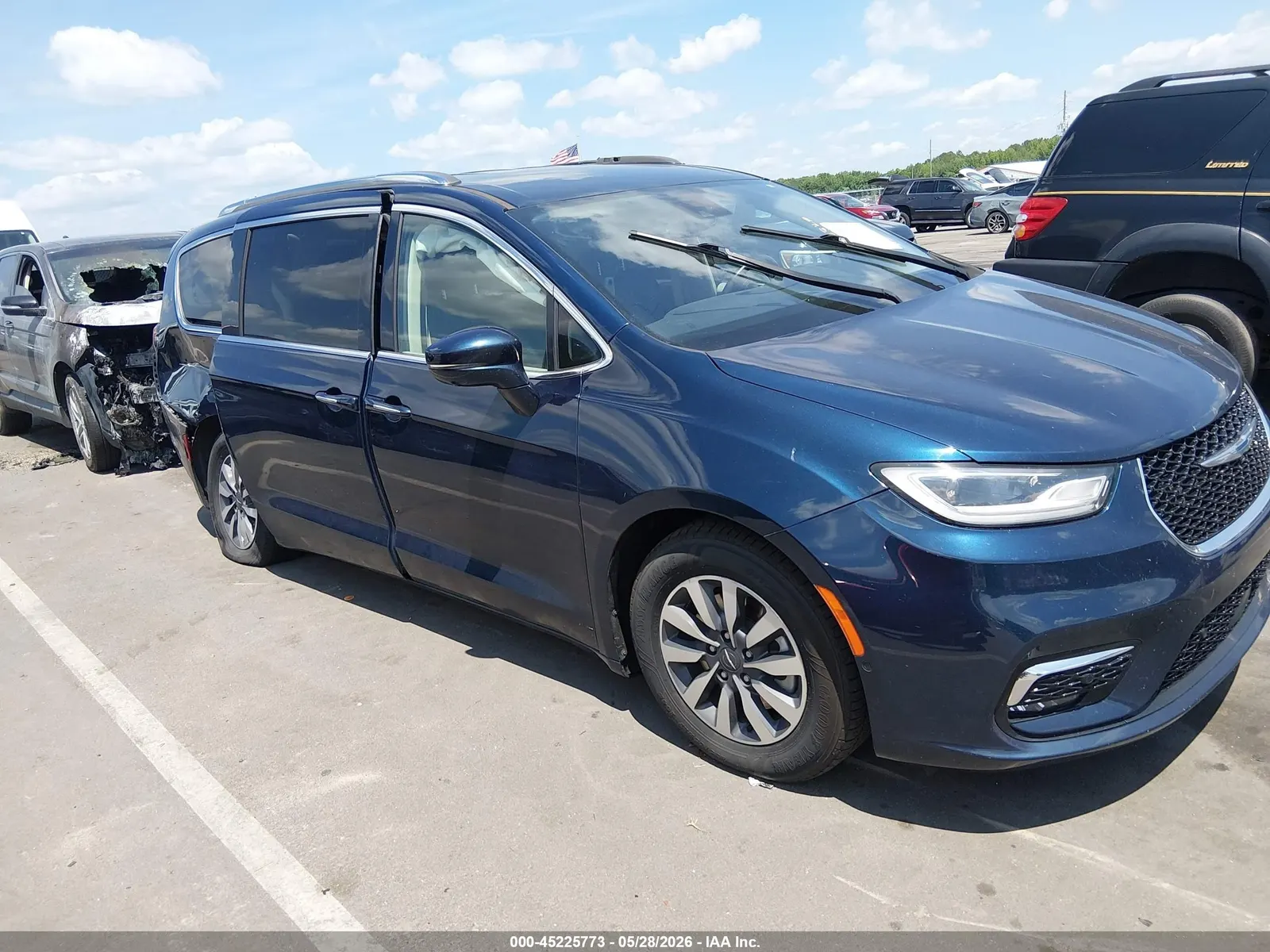 2021 Chrysler Pacifica Hybrid Touring L