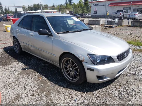 2001 Lexus IS 300