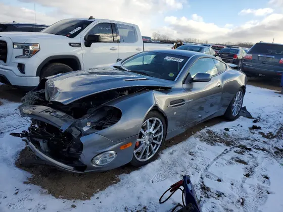 2005 Aston Martin VANQUISH
