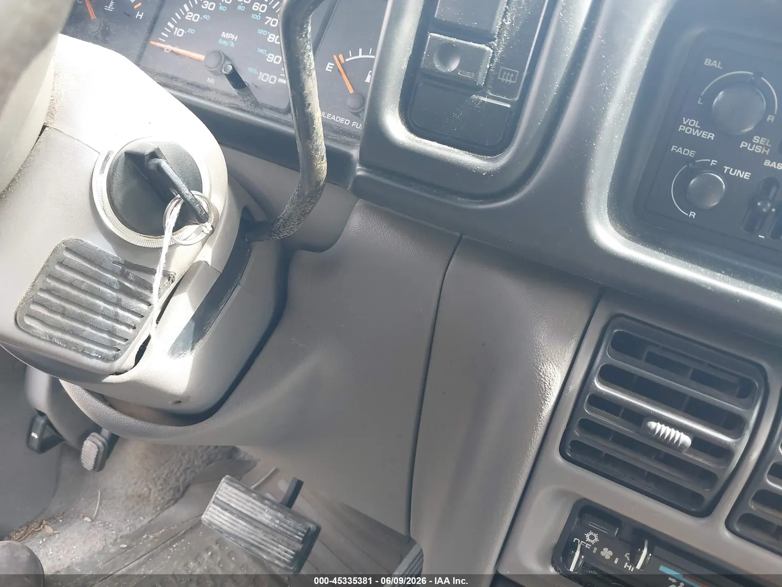 1995 Plymouth Voyager