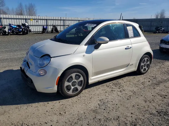 2015 FIAT 500e 500