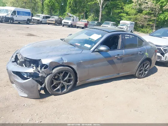 2019 Alfa Romeo Giulia AWD