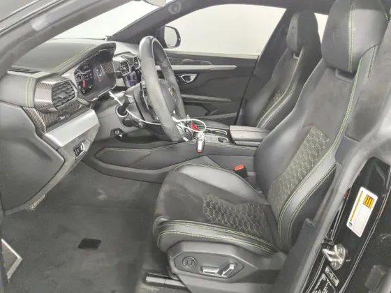 2020 Lamborghini Urus