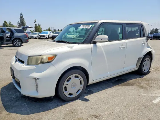 2013 Scion xB