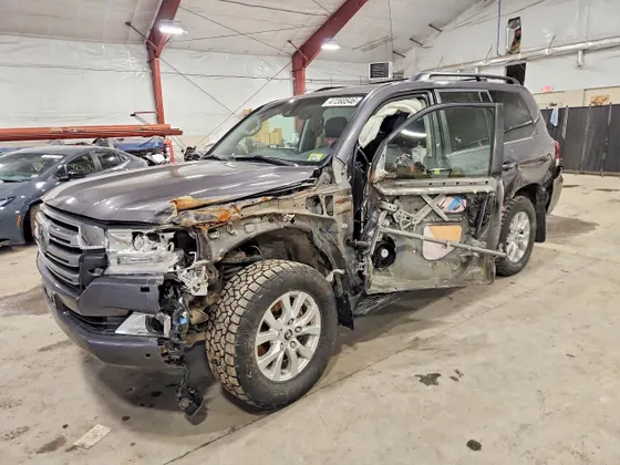 2018 Toyota Land Cruiser