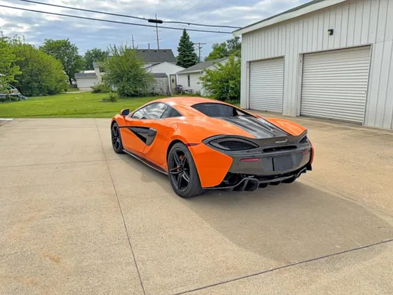 2016 McLaren 570S