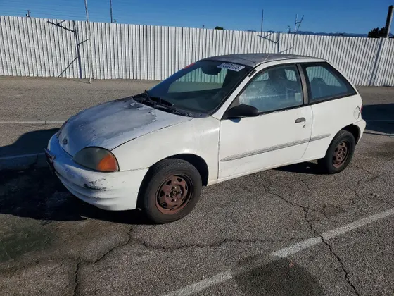 2000 Chevrolet Metro Lsi