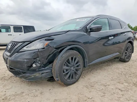 2022 Nissan Murano SV