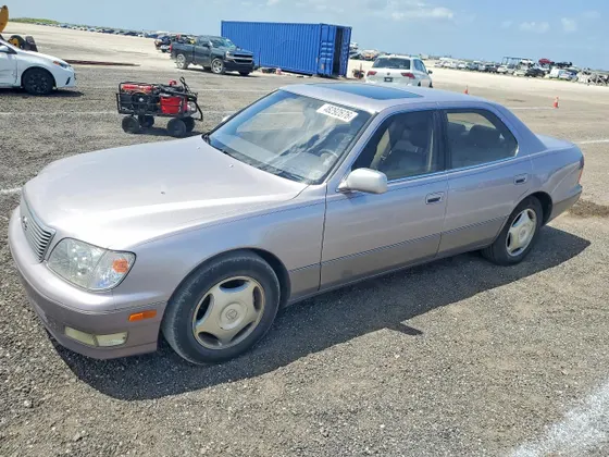 1998 Lexus LS 400 Luxury Sdn LS 400