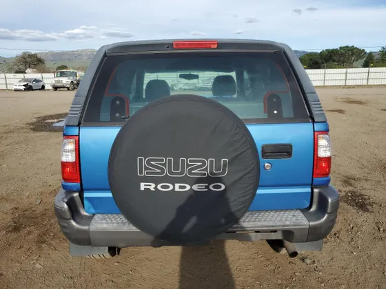 2001 Isuzu Rodeo Sport SPORT