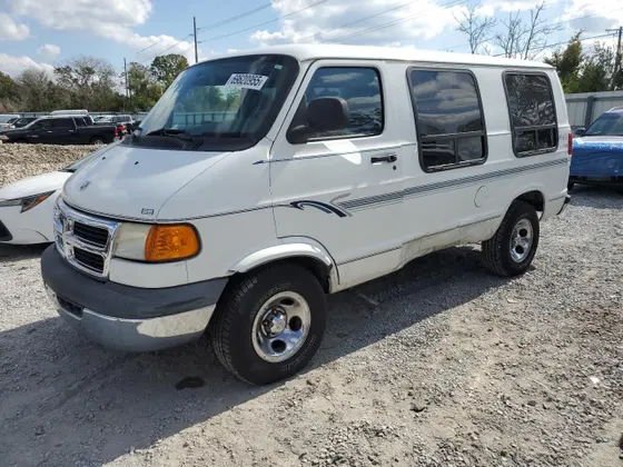 2000 Dodge Ram Van B1500