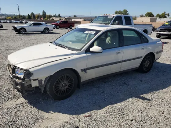 2002 Volvo S80