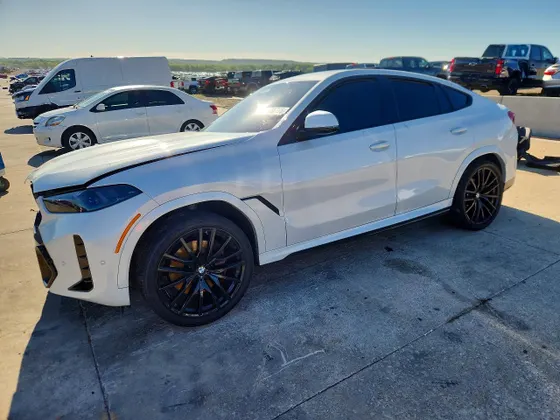 2025 BMW X6 xDrive40i