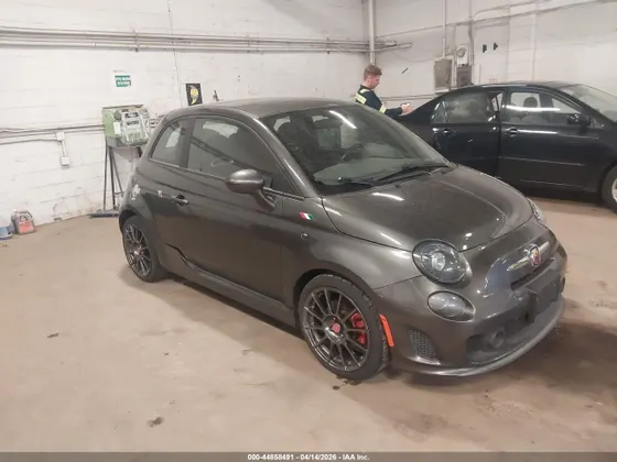 2014 FIAT 500 Abarth