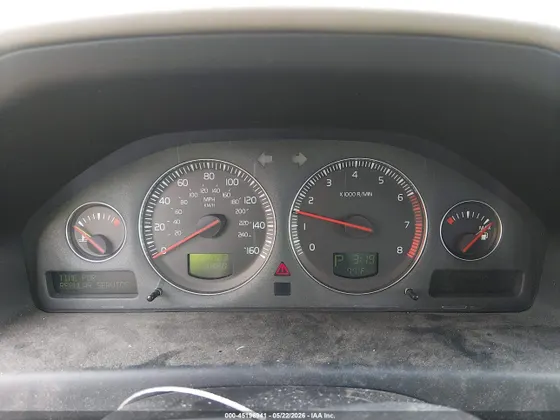 2004 Volvo V70 XC70