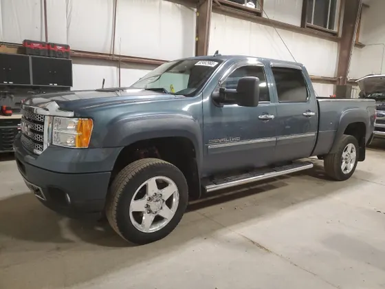 2011 GMC Sierra 3500HD DRW Denali