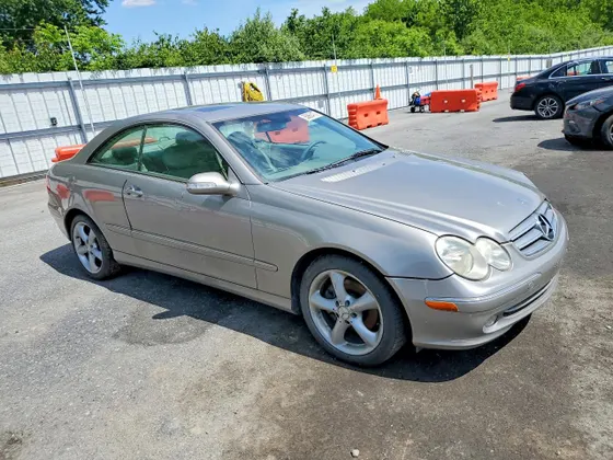 2005 Mercedes-Benz CLK-Class 3.2L