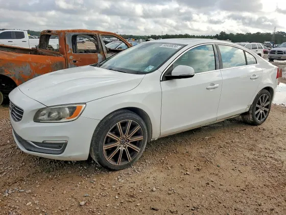 2016 Volvo S60 Inscription T5 Drive-E Premier