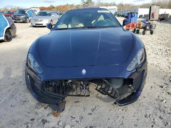 2017 Maserati GranTurismo Convertible Sport