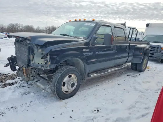 2007 Ford Super Duty F-350 DRW XL