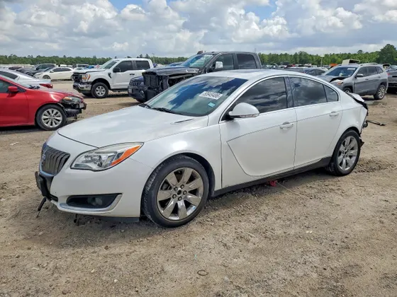 2016 Buick Regal Premium II