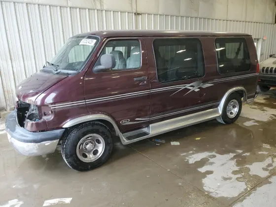 2002 Dodge Ram Van B1500