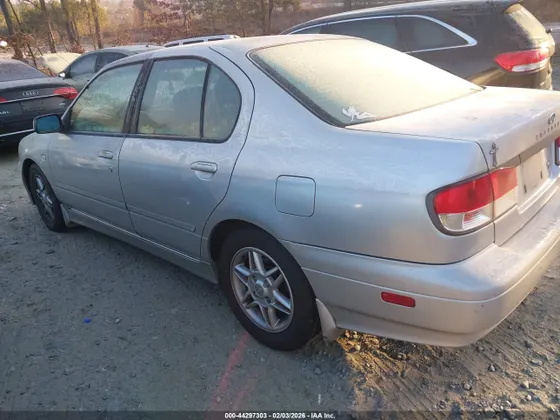 2002 INFINITI G20 Luxury