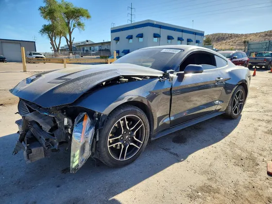 2020 Ford Mustang EcoBoost
