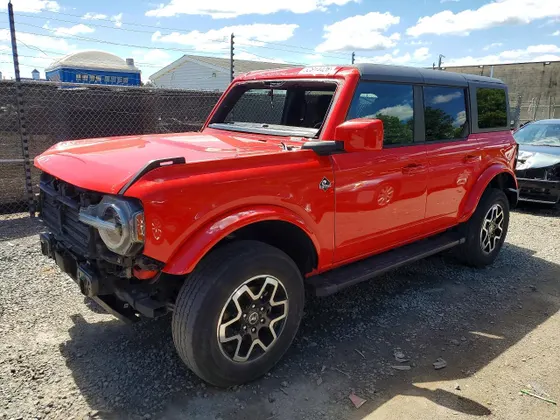 2022 Ford Bronco Badlands