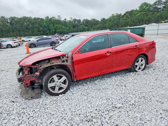 2013 Toyota Camry SE