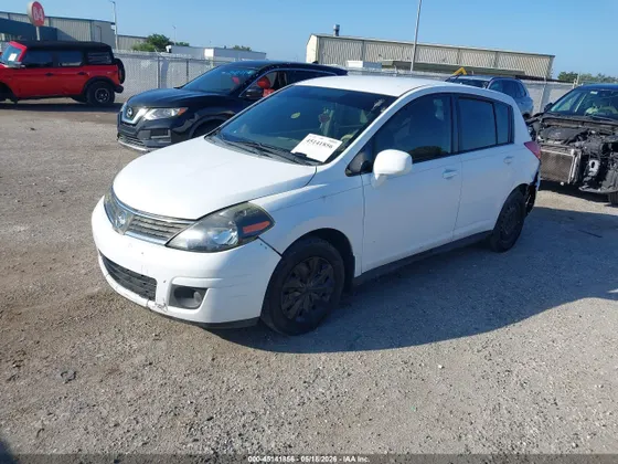 2008 Nissan Versa 1.8 SL