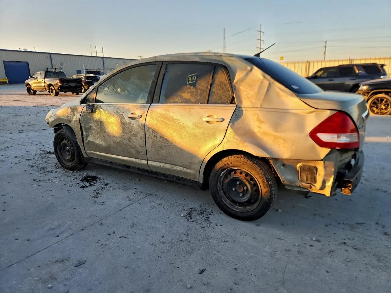 2008 Nissan Versa 1.8 S