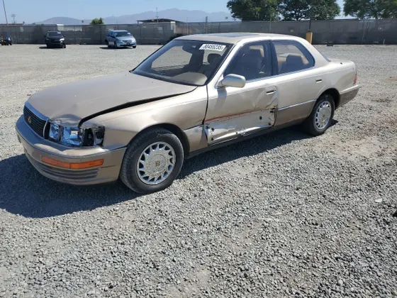 1992 Lexus LS 400