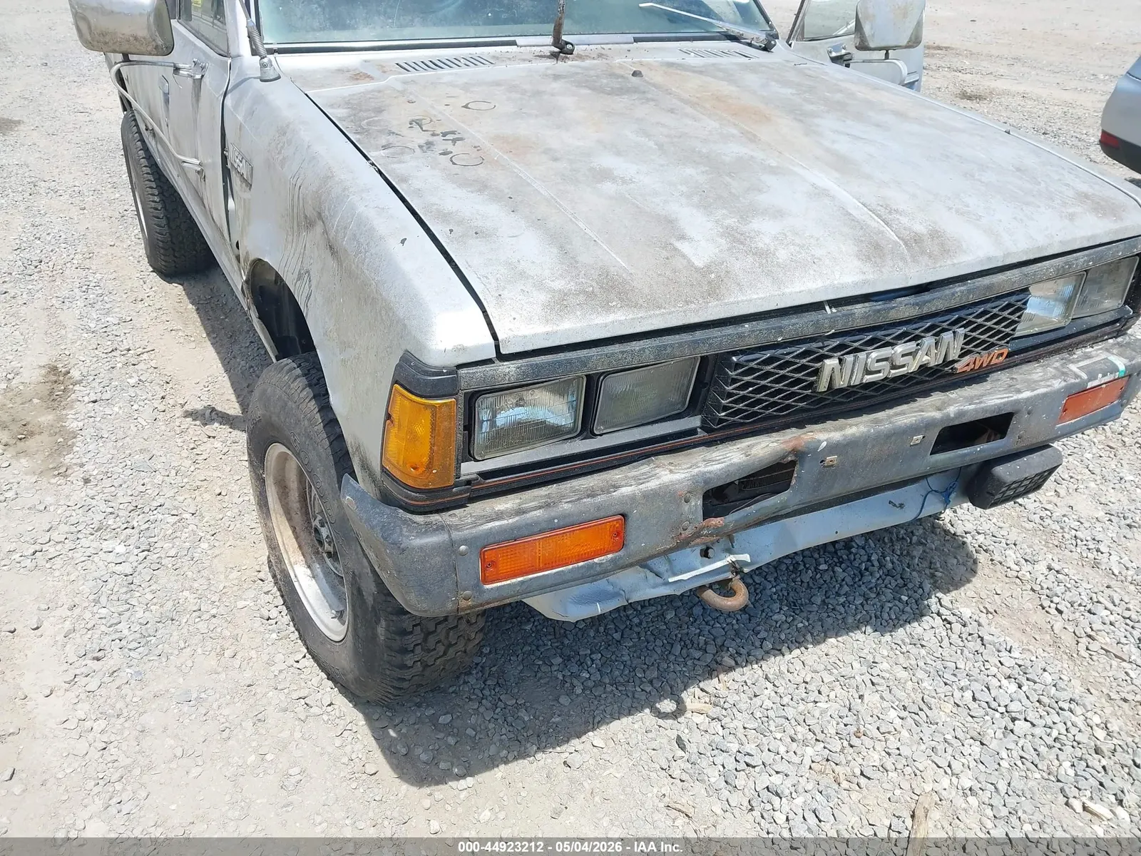 1984 Datsun 720 KING CAB 4X4